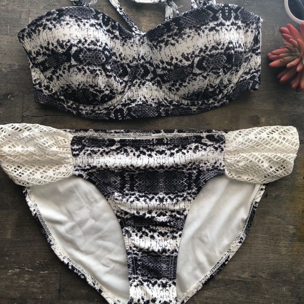 Candies Swim Bikini Set black/white SZ.S New w/tag